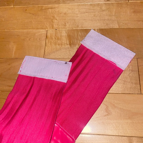 ✨2for22$ Velcro lace up pink belt - Picture 3 of 3